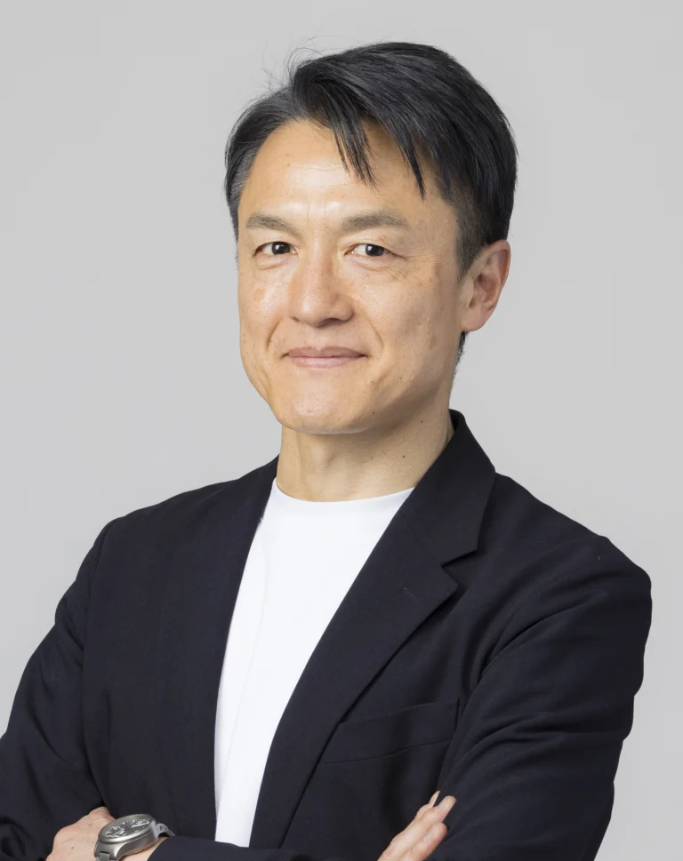 岩本和也（元航空⾃衛隊指揮官／安全保障から企業組織までを導くリーダー育成の専⾨家）